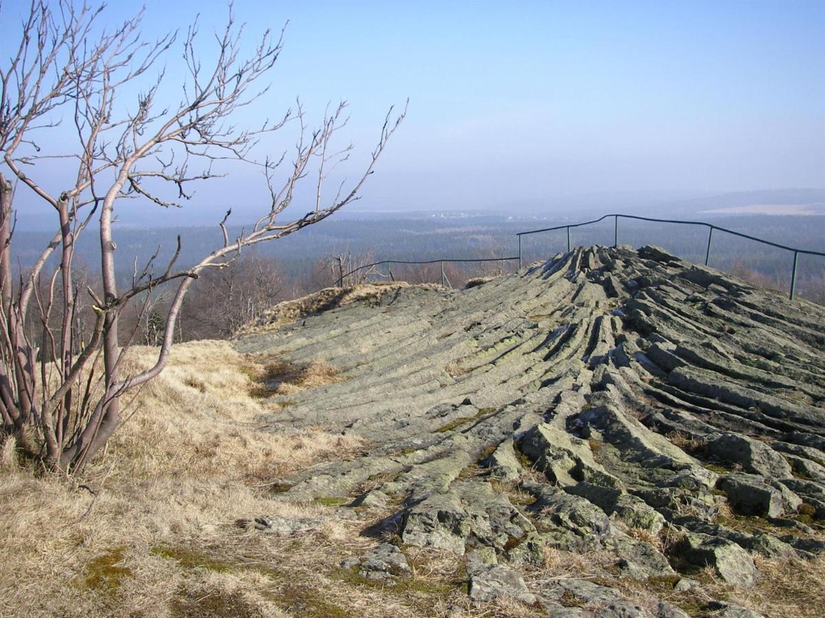 Pension & Gasthof Erbgericht Hoehenlage 850M Marienberg Dış mekan fotoğraf